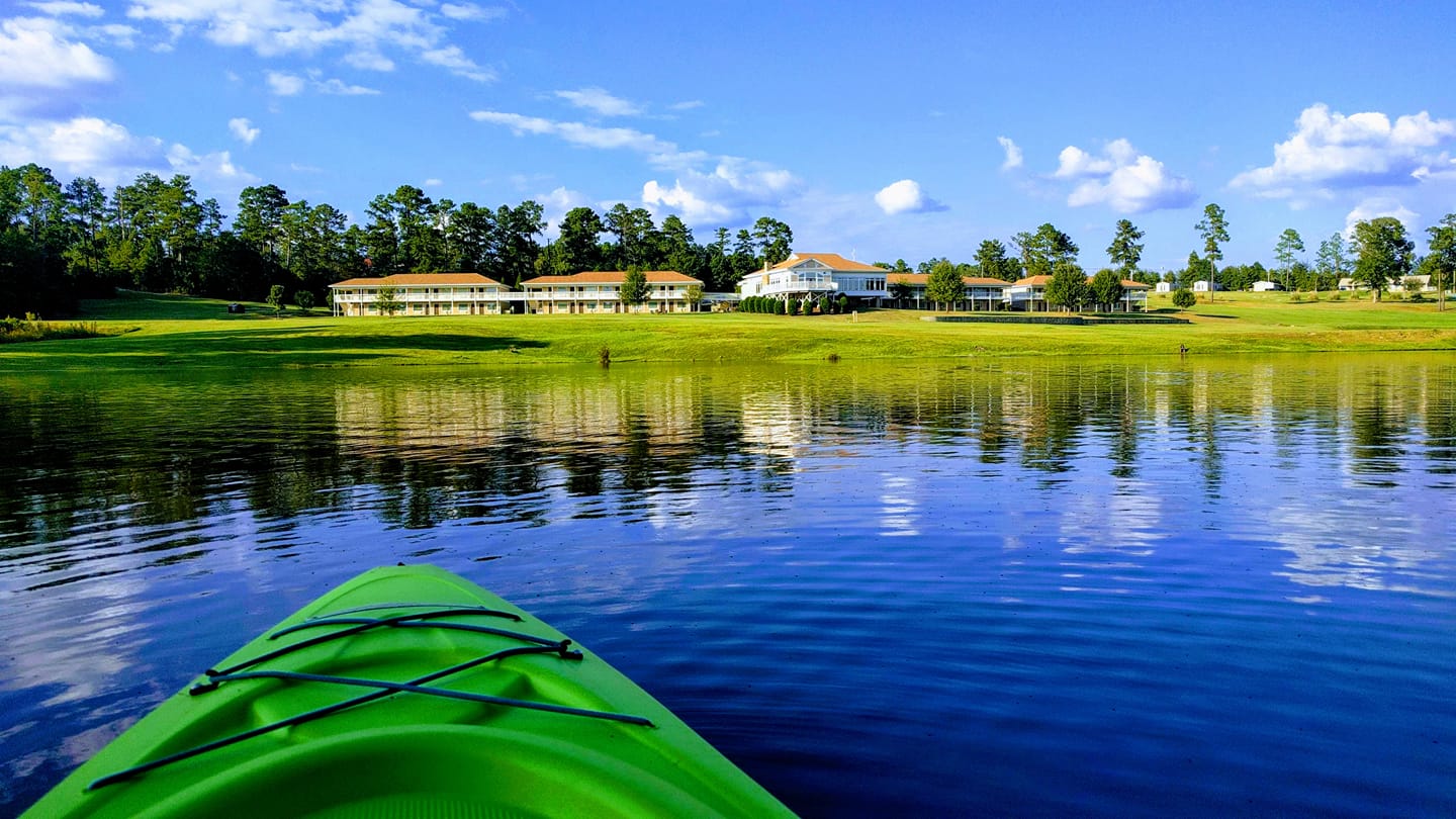 Family Reunion Location at Lakeside Retreat